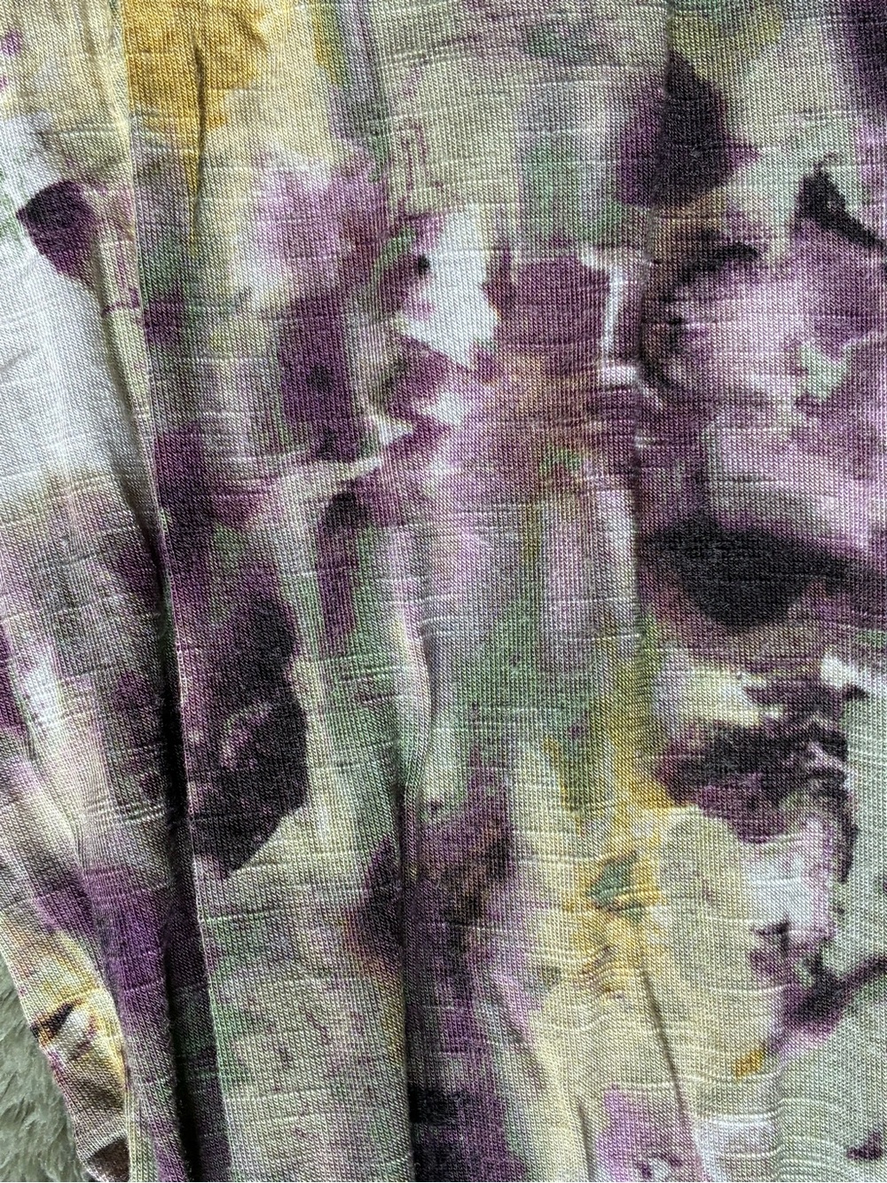 bohemian Tie-Dyed Sleeveless Peplum Tank - Picture 4 of 6